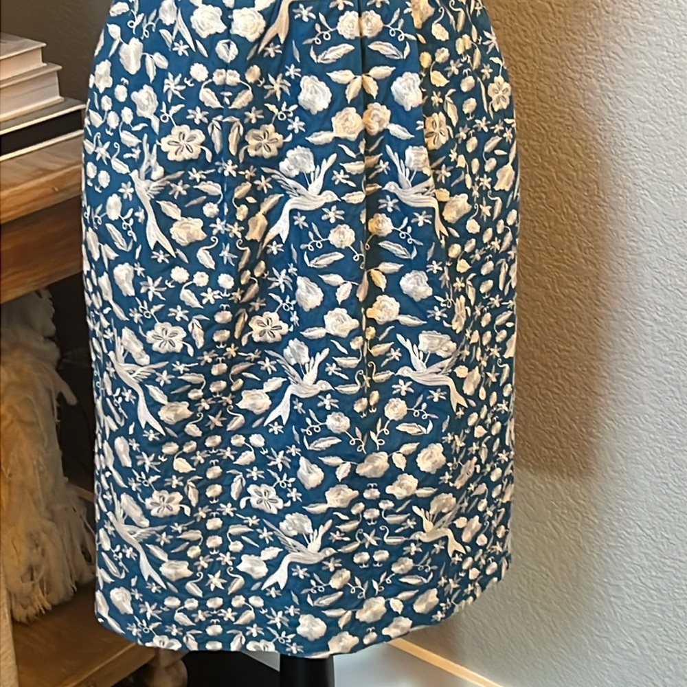 Darling Betsey Johnson Embroidered Blue White Dove Dress Size 8 - Picture 4 of 9